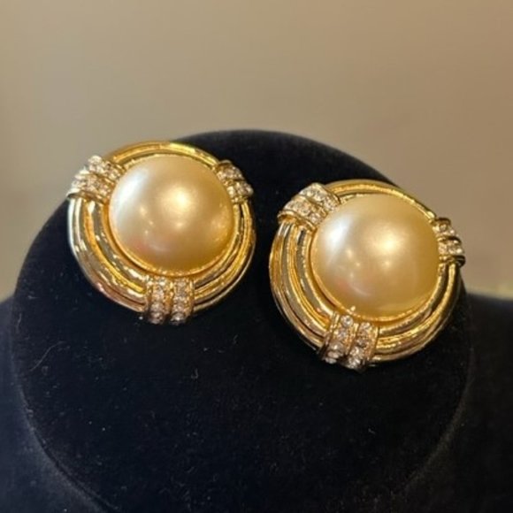 CINER - Large Pearl Rhinestone Statement VTG EARRINGS - Picture 3 of 12
